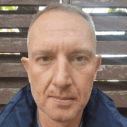 Юлиан  Комсалов