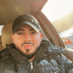 Виктор Янев