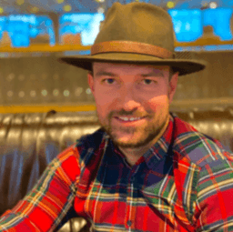 S.M.J Младенов