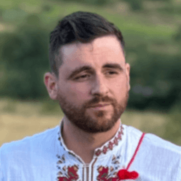 Николай Алабинов